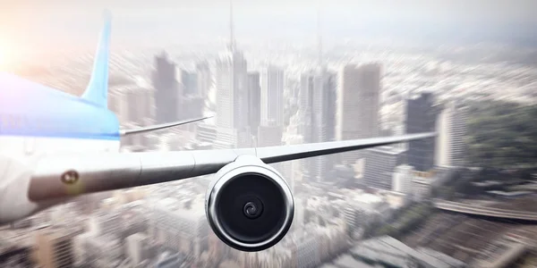 空の高い旅客機。ミクスト メディア — ストック写真