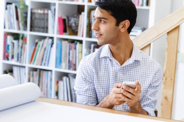 Genç adam mimar ofis