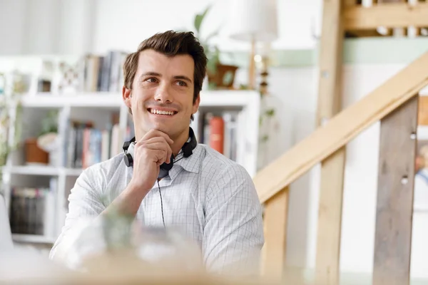 Young businessman in office — Stock Photo, Image