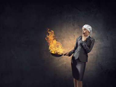 Onun tarifi başarı. Karma ortam. Karışık teknik