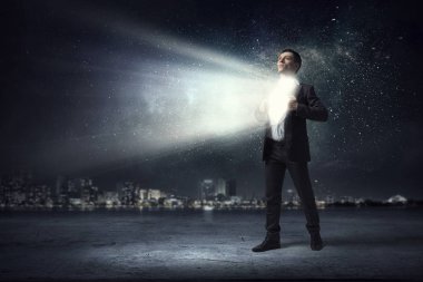 Süper yeteneklerini. Karma ortam. Karışık teknik
