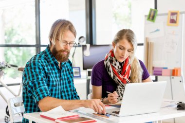 Masada iki Ofis çalışanları
