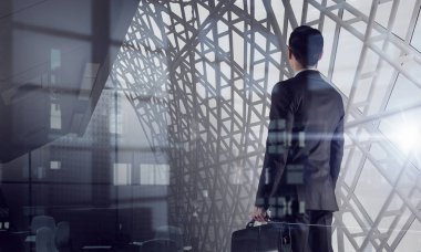 İşadamı karanlık Office