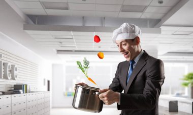 Onun tarifi başarı. Karışık teknik