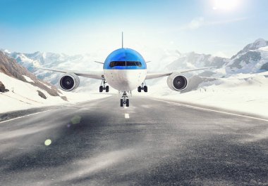 Uçak pist üzerinde. Karışık teknik