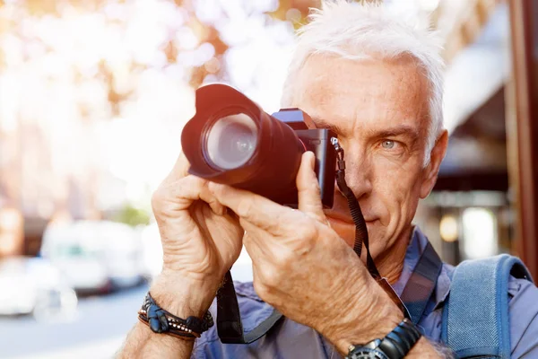 Op zoek naar goede scheuten — Stockfoto