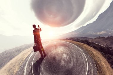 Senin en iyi selfie yakalamak. Karışık teknik