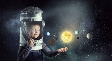 Astronot olmak istiyorum