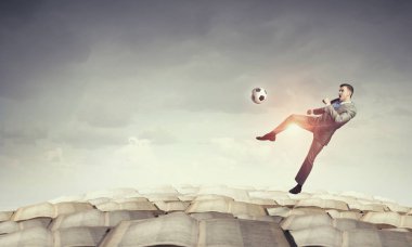 O lider ve ileri oyuncu.