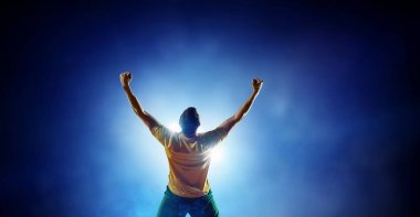 Şampiyon o. Karışık teknik