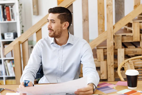 Young man architect in office — Stock Photo, Image