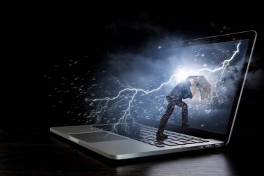 O büyük iş yaptı. Karışık teknik