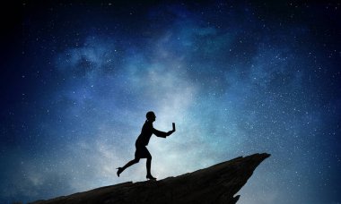 İş hareket halinde.