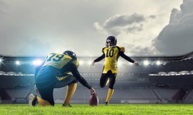 Amerikan futbol oyuncuları Arena