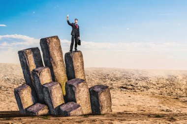 Çölde. Karışık teknik