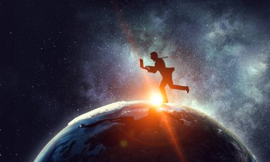 Bu iş dünyası çok büyüktür