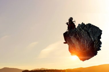 Üst ulaşan. Karışık teknik