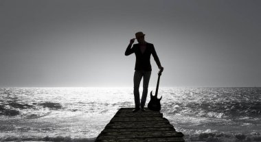 Gitar rock adam. Karışık teknik