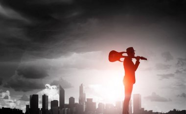 Gitar rock adam. Karışık teknik