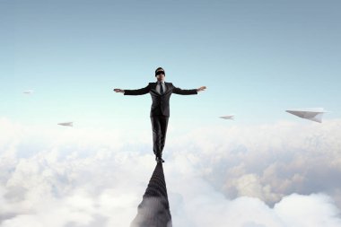 Riskli ve cesur adam. Karışık teknik