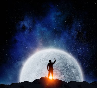 Aya ulaşan. Karışık teknik