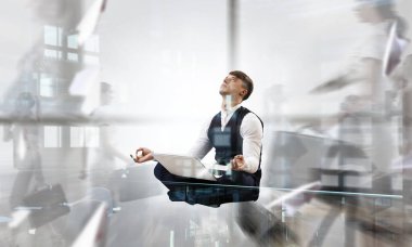 Derin bir nefes alın ve rahatlayın. Karışık teknik