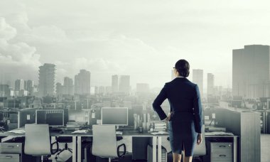 Açık plan ofisleri. Karışık teknik