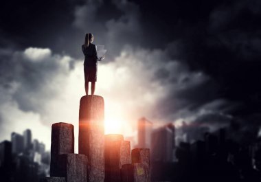 Ne zaman senin are üstünde tepe. Karışık teknik