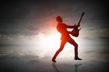 Gitar rock adam. Karışık teknik