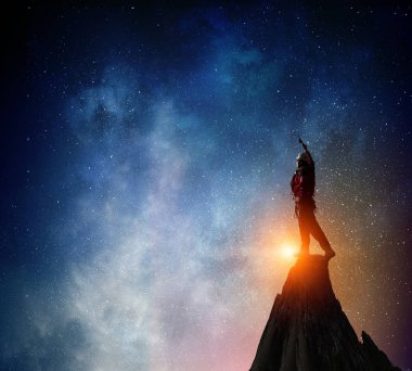 Üst ulaşan. Karışık teknik