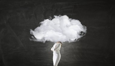 Bulut başkanlığında kadın. Karışık teknik