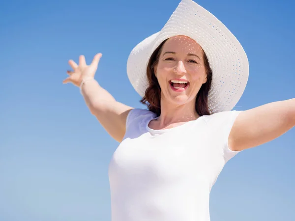 Beautiful day on the beach — Stock Photo, Image