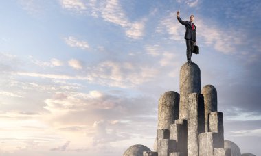 Selfie onun Smartphone'da yapma. Karışık teknik