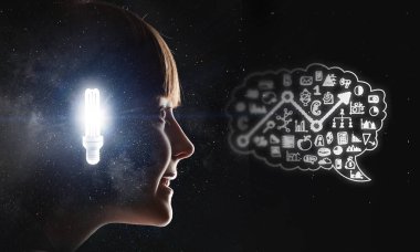 Parlak fikirler kafasının içinde. Karışık teknik