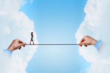 Riskli adımları yapmak kadar cesur. Karışık teknik