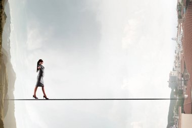 Riskli adımları yapmak kadar cesur. Karışık teknik