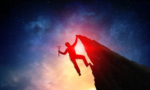 Aşırı Tırmanma onun adrenalindir. Karışık teknik