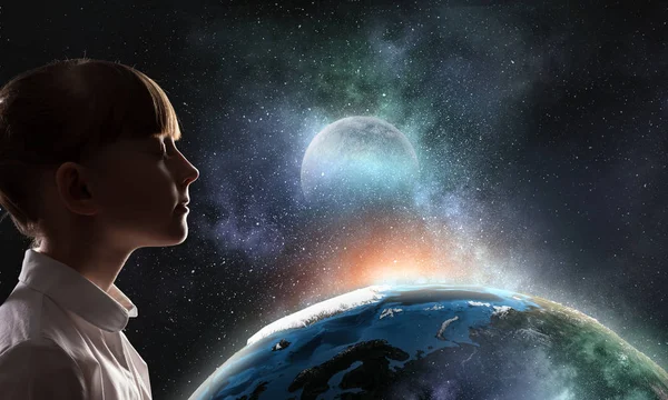 Bu büyük dünya keşfetmek. Karışık teknik