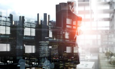 Bu şehir ekarte etmek için gidiyor. Karışık teknik