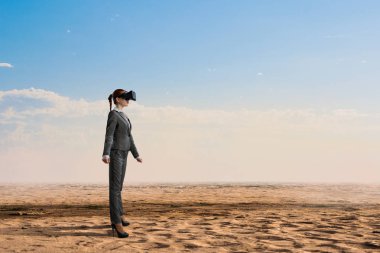 Sanal gerçeklik hissediyorum. Karışık teknik