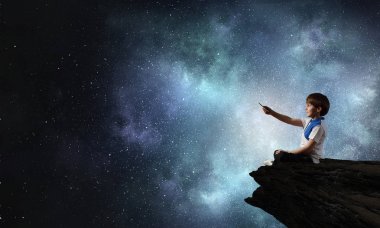 Çocukça tatlı rüyalar. Karışık teknik