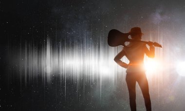 Rock gitar kızla. Karışık teknik