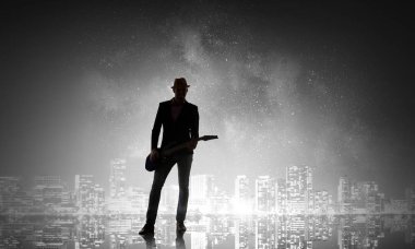 Gitar rock adam. Karışık teknik