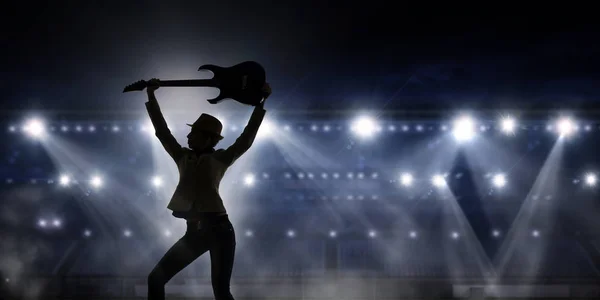 Rockgirl mit Gitarre. Gemischte Medien — Stockfoto