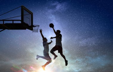 Oyun zamanı geldi. Karışık teknik