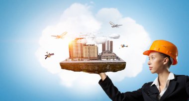 Kadın sunan inşaat projesi. Karışık teknik