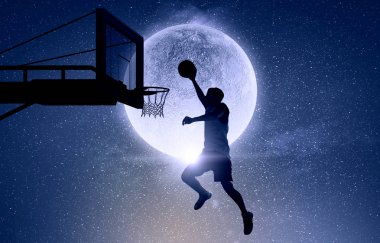 Oyun zamanı geldi. Karışık teknik