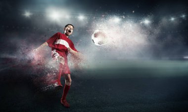 O bir şampiyon olmaya devam etmektedir. Karışık teknik