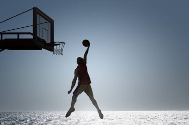 Oyun zamanı geldi. Karışık teknik