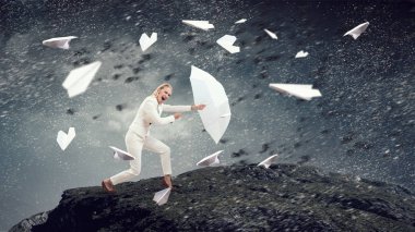 Bu meydan kadar güçlü. Karışık teknik